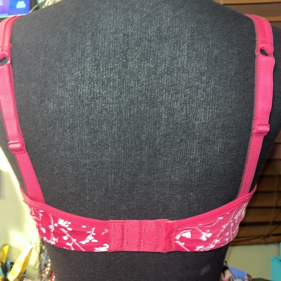 #142-EUC Warner’s 38C bra modern design, no underwires, thin padding - Picture 4 of 13